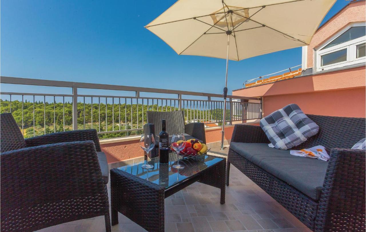 Amazing Apartment In Makarska With Wifi Eksteriør bilde