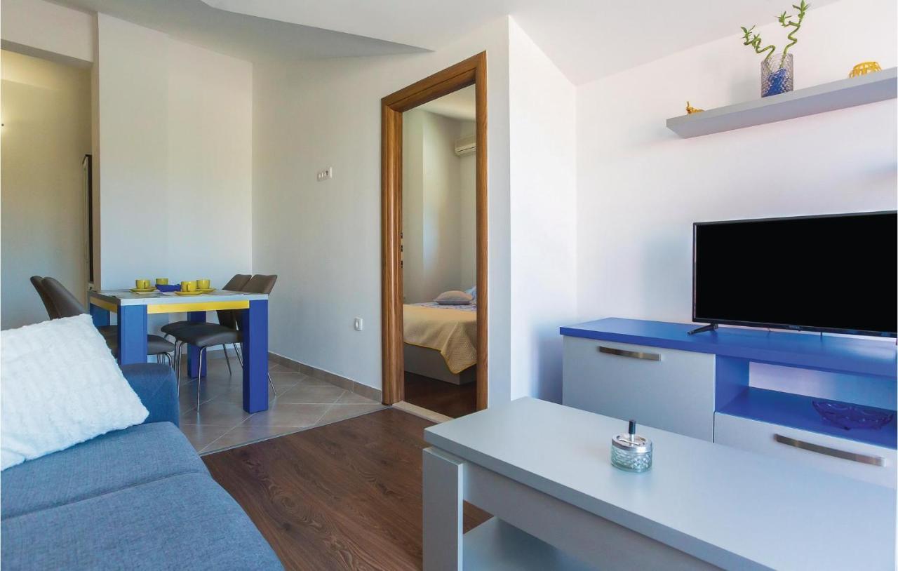 Amazing Apartment In Makarska With Wifi Eksteriør bilde